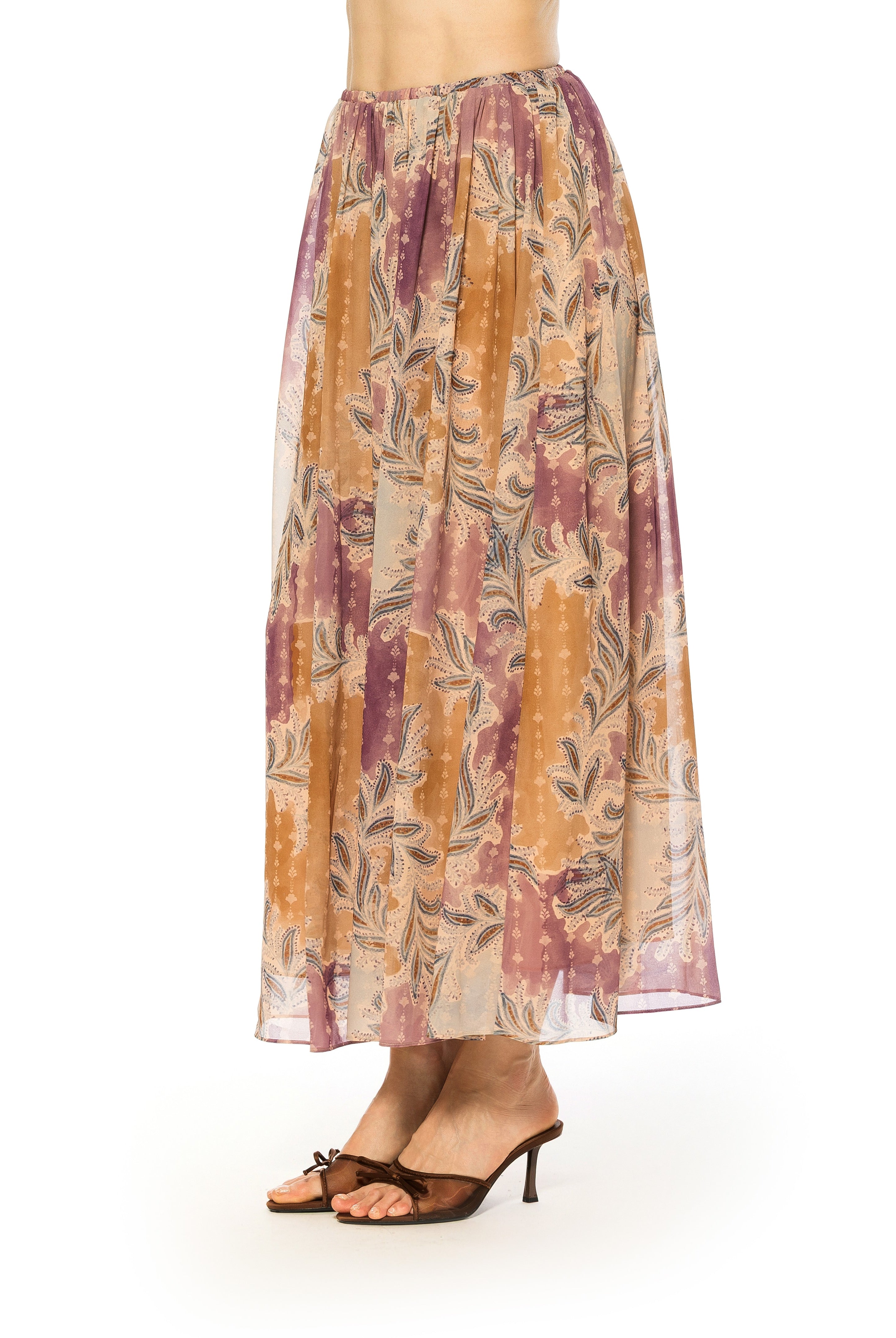 Side view paisley print max skirt elastic waist.