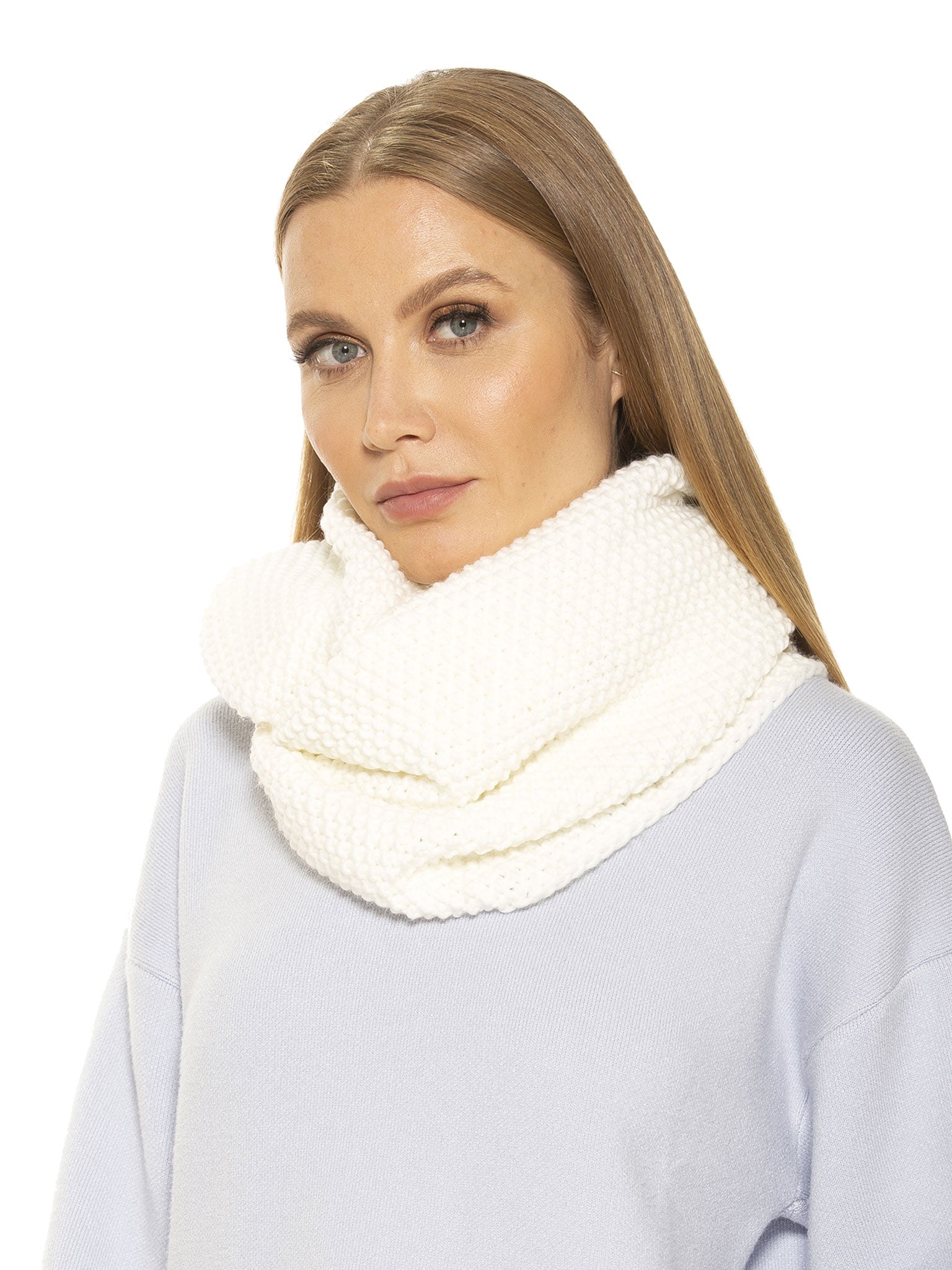Taylor Popcorn Knit Snood - ALEXIA ADMOR